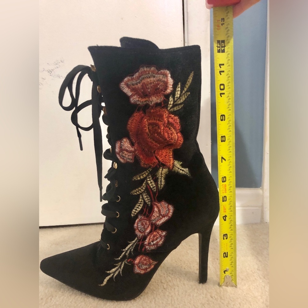 Velvet Stiletto Victorian Lace up Whimsigoth Witchy Boho Boots Pink Flower Roses - Picture 5 of 13